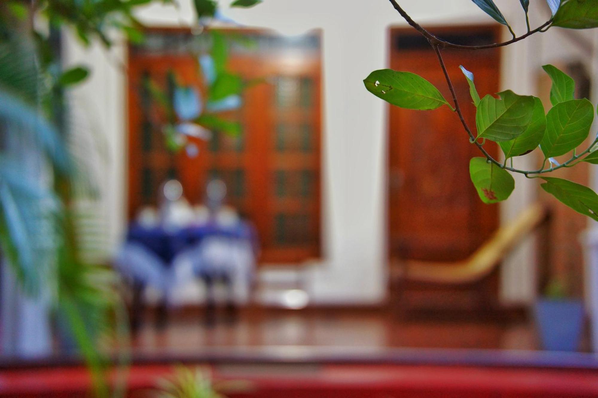 Lily'S Garden Resort Сігірія Екстер'єр фото