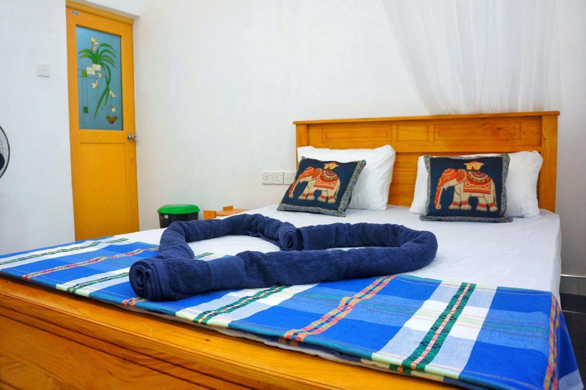 Lily'S Garden Resort Сігірія Екстер'єр фото